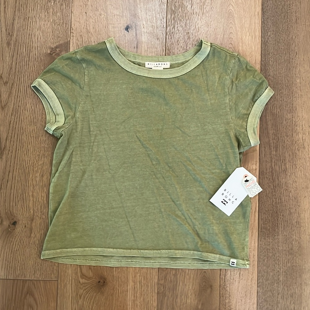 BillaBong green SP woman’s top